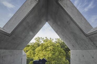 The Prism House / Matra Architects & Rurban Planners [716 x 1000] New Delhi, India