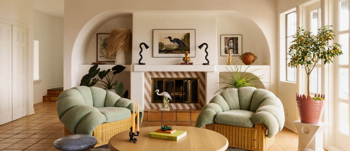 Eclectic Home In Malibu, California, USA [2580 x 1795]