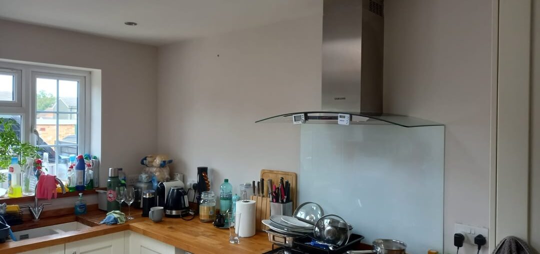 Wall Cabinet with limited studs