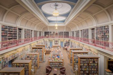 Main reading room in the Lit and Phil in Newcastle, England [2500x1667]