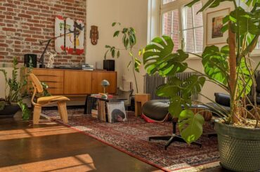 Repurposed classroom one-bedroom apartment with exposed brick walls in Wilhelmshaven, Lower Saxony, Germany [1440x1800]