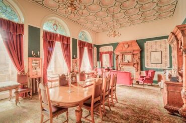 The mayor's office inside Halifax Town Hall in England [2500x996]