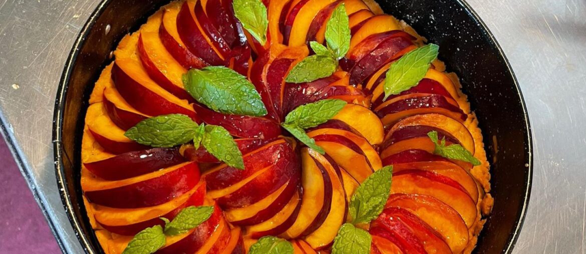 Tarte à la crème d' amande & nectarines