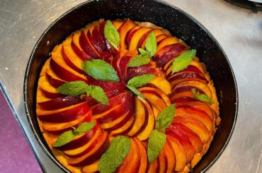 Tarte à la crème d' amande & nectarines