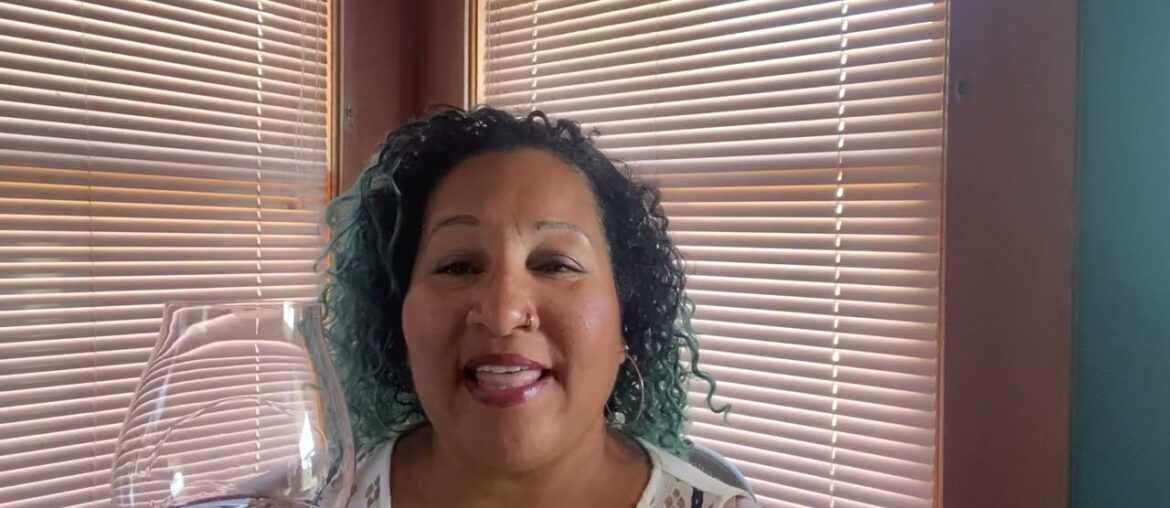 Wine Pairings and Football Predictions – Episode 4, Sept 28th, 2023 Wine Pairings and Football Predictions - Episode 4, Sept 28th, 2023