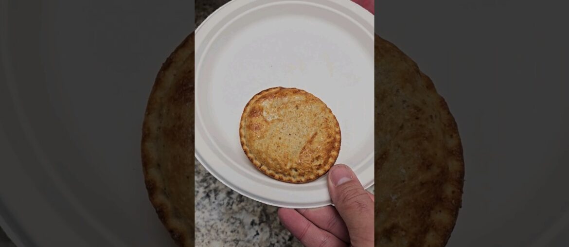 FRENCH TOAST Uncrustables in YOUR DORM, IN AN AIR FRYER! #poormanscomfortfood #dormfood #snackhack