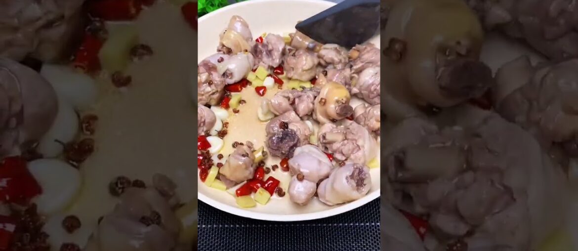 Simple and delicious chicken pot, the whole family likes home cooking gourmet