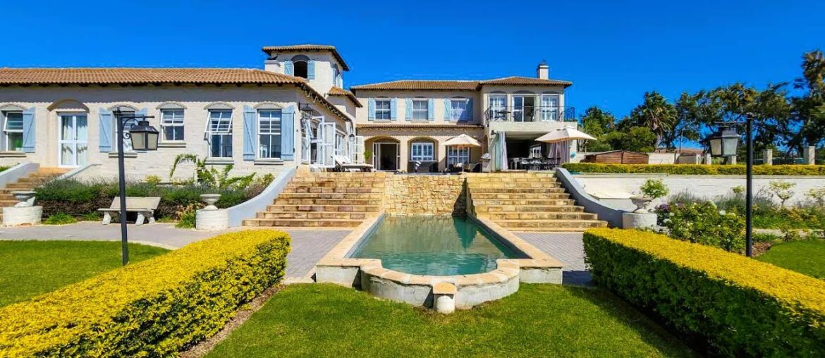 Provence inspired living in the heart of the Durbanville wine route.