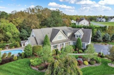 1401 Wellgate Lane Mechanicsburg, PA 17055 - Luxury home for sale