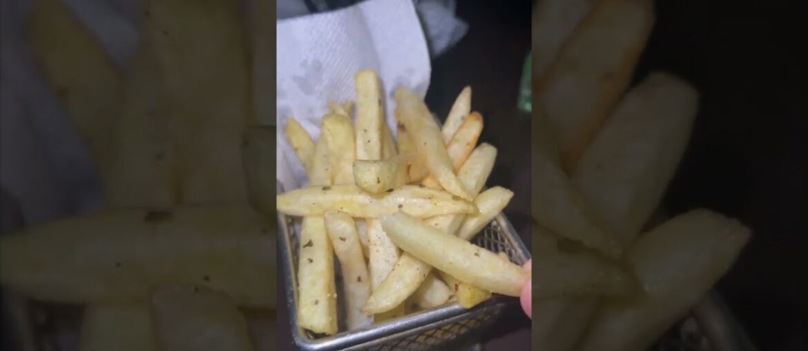 french fries with ketchup || french fries #frenchfries #french #fries #potatorecipe #potato #shorts