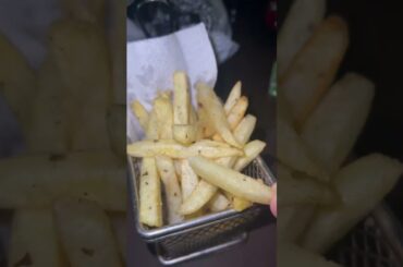 french fries with ketchup || french fries #frenchfries #french #fries #potatorecipe #potato #shorts