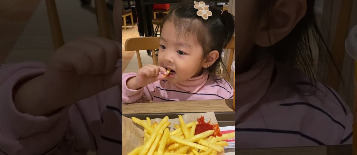 Trying French fries for the first time