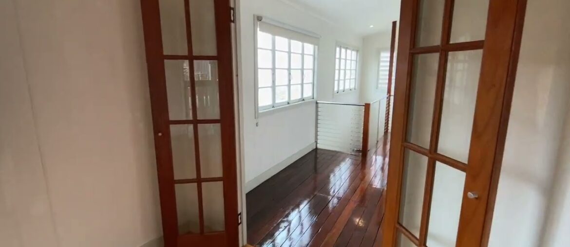 30 ROSS STREET WOOLLOONGABBA 30 ROSS STREET WOOLLOONGABBA