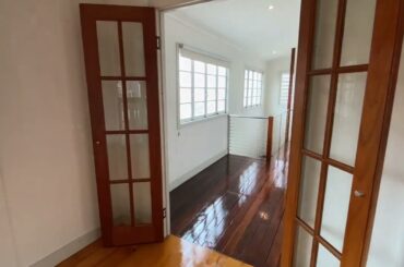 30 ROSS STREET WOOLLOONGABBA