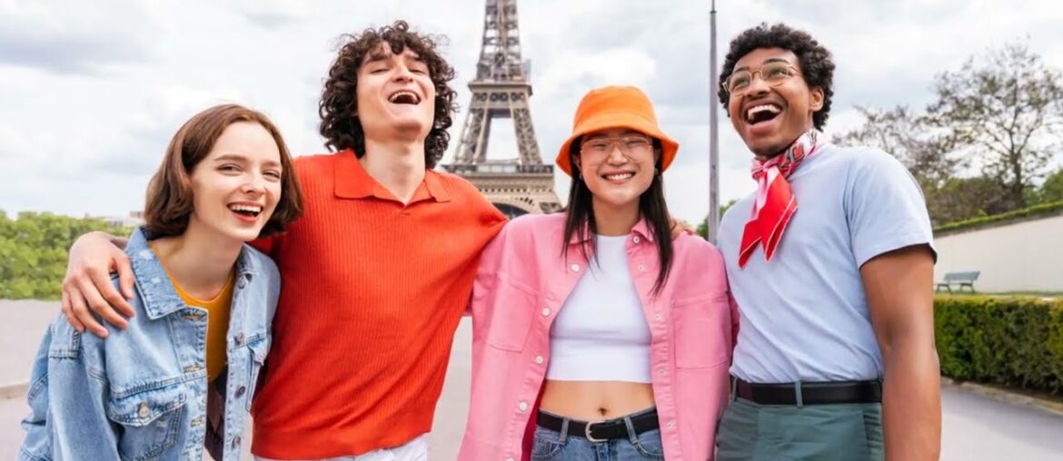 Discover Paris: Must-See Attractions & Hidden Gems! Discover Paris: Must-See Attractions & Hidden Gems!