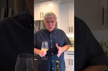 Gaillac Wine Region of France : La Roq vineyard is highlighted with tasting of red & white varietals