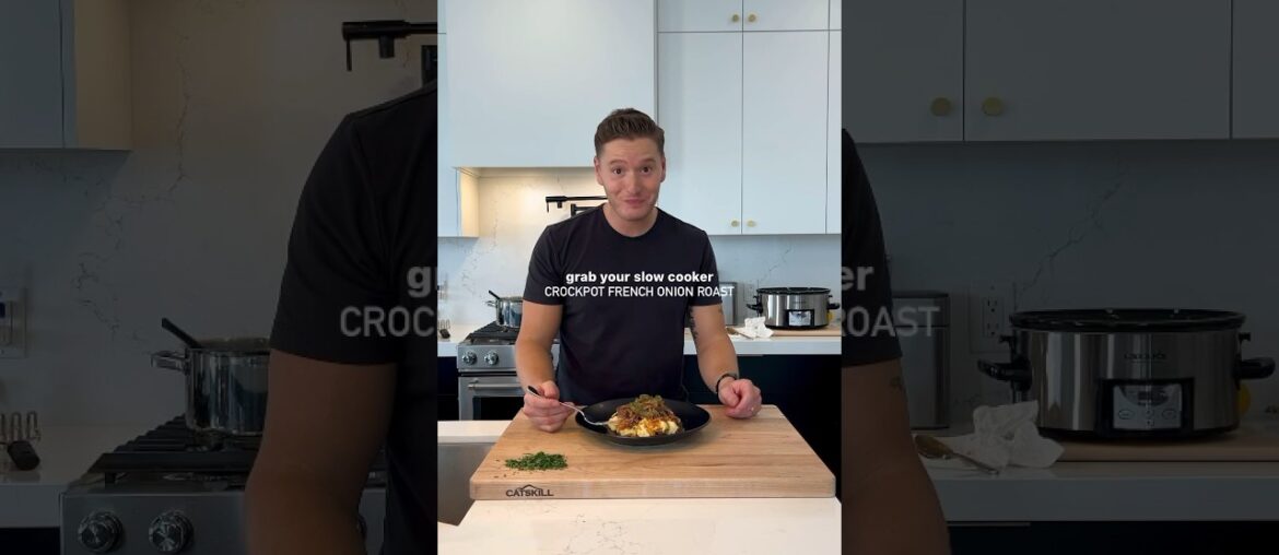 CROCKPOT FRENCH ONION ROAST | @elliotts.kitchen