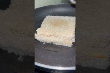 Ye Itna VIRAL Kyu horaha Hai ? FRENCH TOAST RECIPE #food #viral #recipe #video #shorts #trending