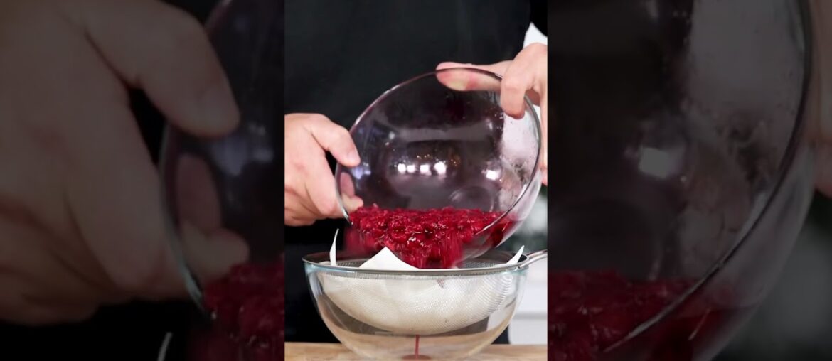 Very simple but delicious fluid gel recipe! Raspberry fine dining #shorts
