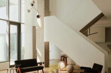 Brutalist Triplex Loft In Manhattan, NY [2580x3440]