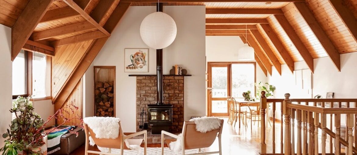 Mid-century A-frame cabin in Mount Eliza, Mornington Peninsula, Victoria, Australia [1200x801]