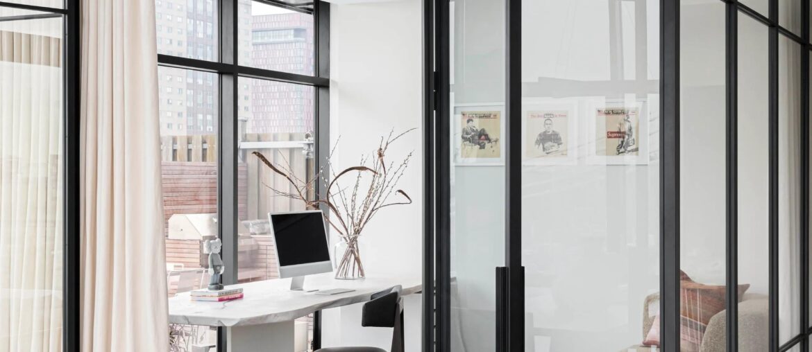 All-White Dumbo Loft In Brooklyn, NY [2580 × 3870]