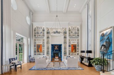 Incredible Living Room With Massive Built-ins and Impressive Ceiling Height in Miami, FL [5000×3339]