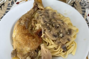 Poulet au jus et tagliatelles fraîches pour le fiston ce dimanche 😋