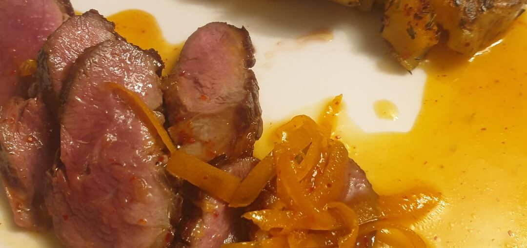 Magret de canard, sauce bigarde