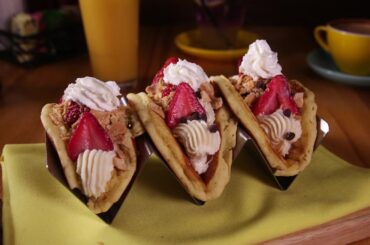 Stevie G's in Rockland (Cannoli Pancake Tacos!)