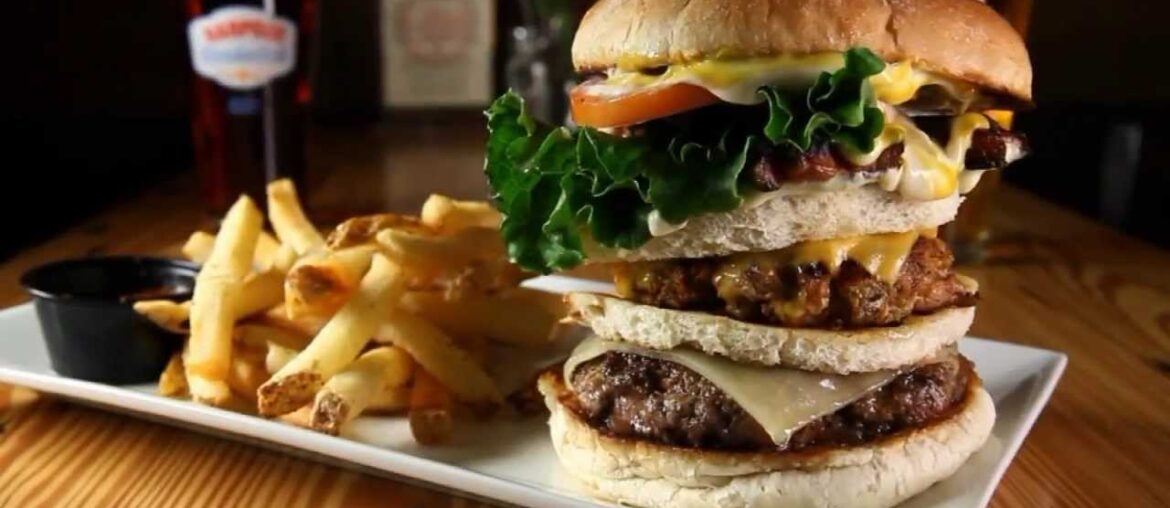 Chomp – Warren, RI (Phantom Gourmet) Chomp - Warren, RI (Phantom Gourmet)