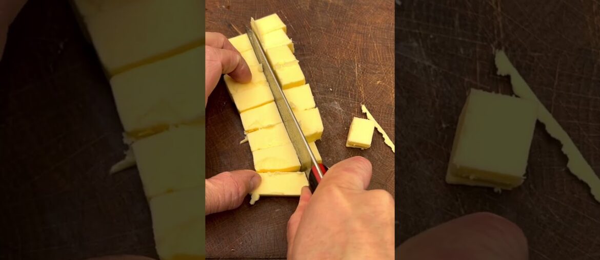 Pommes aligot | Potato classics | #recipe #frenchfood #classicfrench #potato #cheese