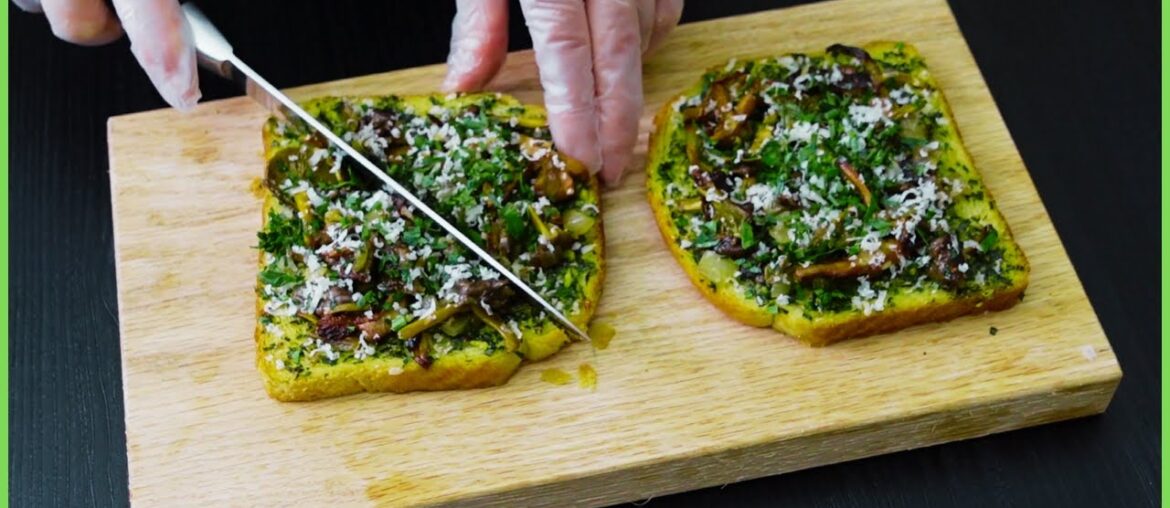 My grandfather taught me this way to prepare delicious chanterelle mushroom toast