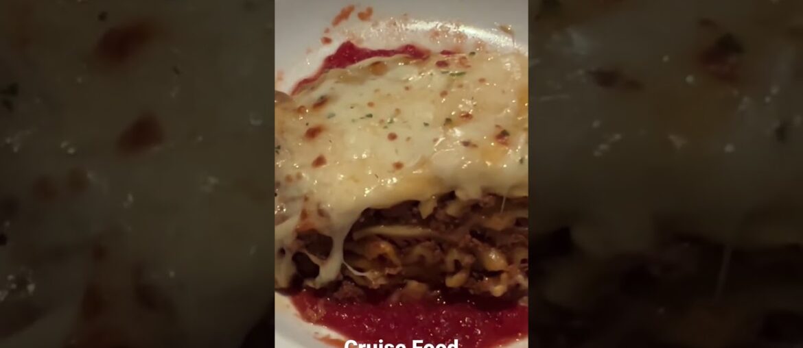 Dining on a #cruise #carnival #carnivalmardigras #cruisefood #cruiselife #shorts