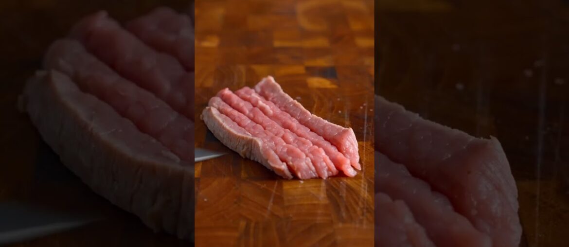 medium steak with fresh cucumber and chili pepper #shorts