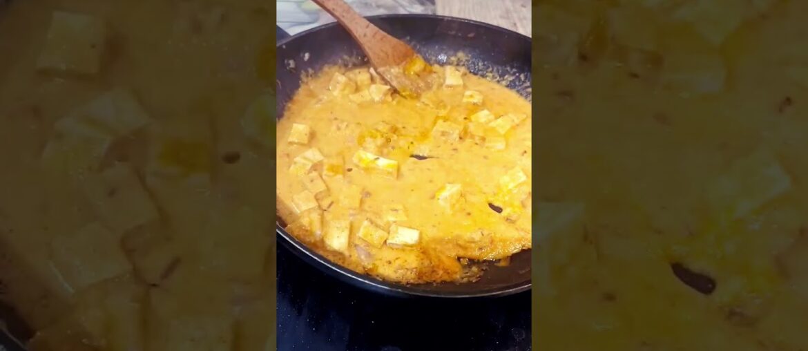 Easy Paneer Butter Masala in 5 min Desi/Dhaba/Restaurant Style with Parantha