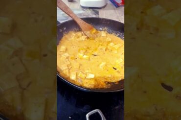 Easy Paneer Butter Masala in 5 min Desi/Dhaba/Restaurant Style with Parantha