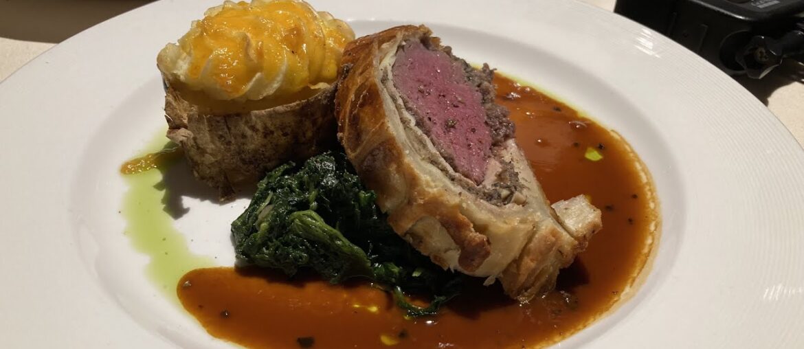 Crown Princess Dinner Service In The Main Dining Room April 12th 2023