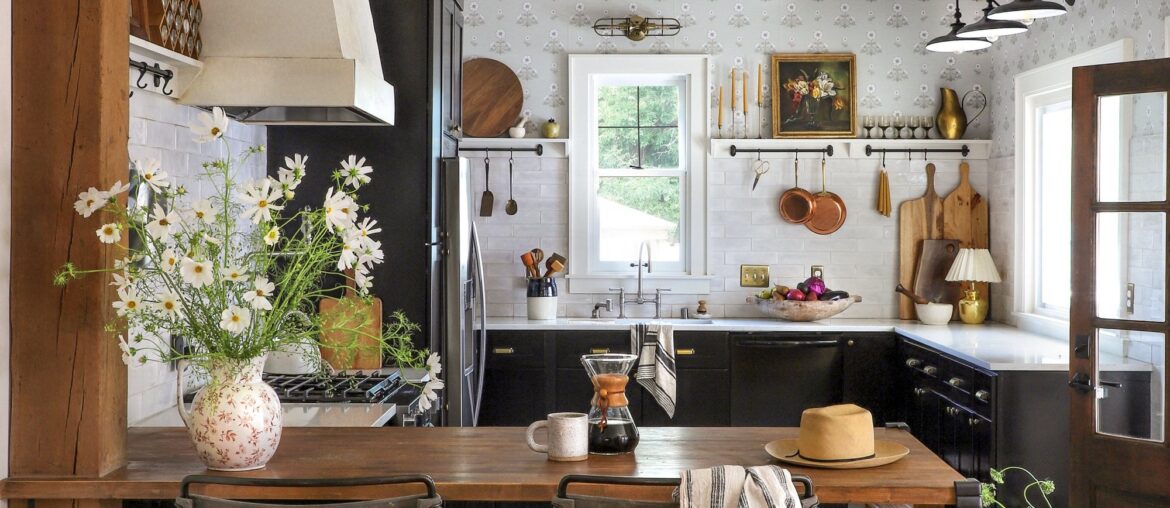 Renovated kitchen in a 19th century Milwaukee home, Wisconsin [2000x2549]
