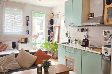 220-square-foot studio apartment in Barcelona, Spain [2000x2667]