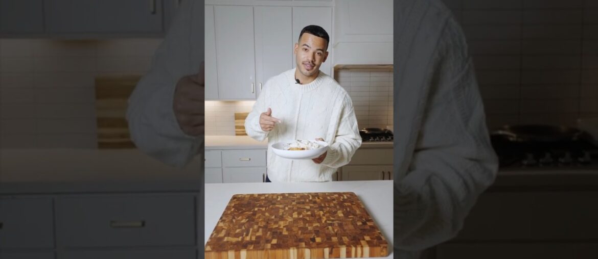 Making my wife French Toast and Pumpkin Spiced Whipped Cream #shorts