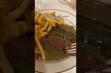 I tried a famous French Steakhouse in #Paris