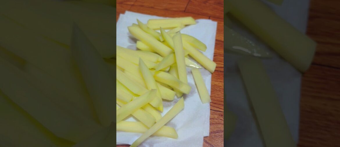 Golden Crispy French Fries Recipe #ytshorts #asmrcooking #recipe Golden Crispy French Fries Recipe #ytshorts #asmrcooking #recipe
