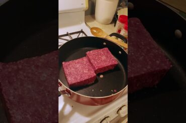 One Pot French Onion Ground Beef Meal   #shorts #ytshorts #cookingandblazin #cooking #recipe