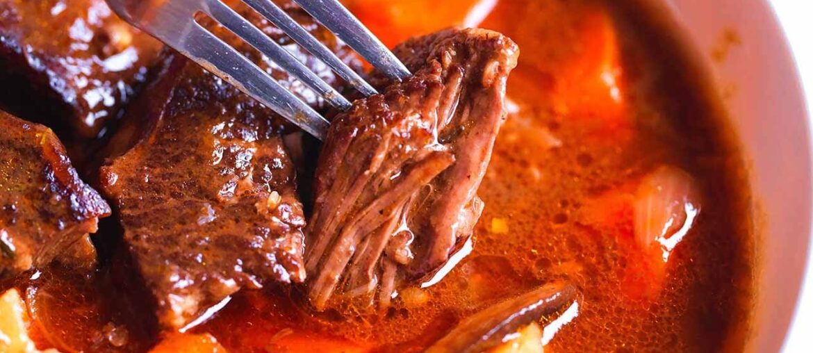 Classic Beef Stew – Melt in your mouth tender! Classic Beef Stew - Melt in your mouth tender!