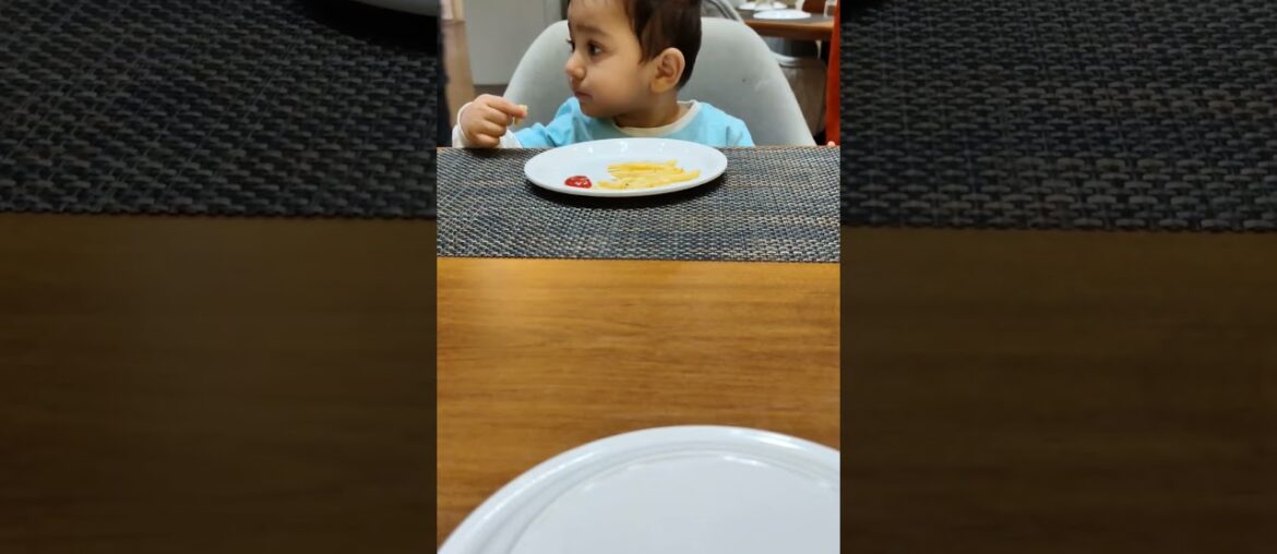 Jayden eating french fries #youtubeshorts #ytshorts #viral  #trendingshorts #youtube #trending #baby