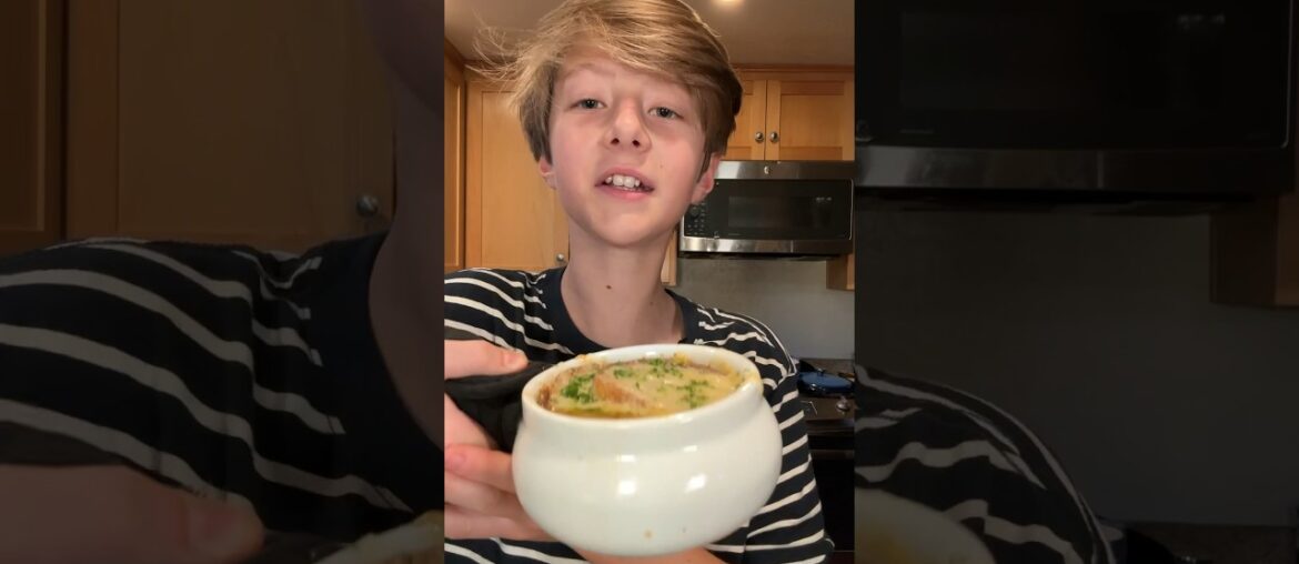 French Onion Soup! #shorts #fyp #cooking #food #chef #recipe #trending
