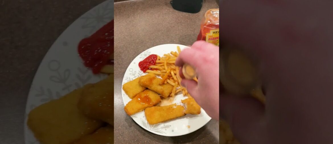 Why British Red Hot Sauce is a Must-Try with Fish and Chips #vlogmas