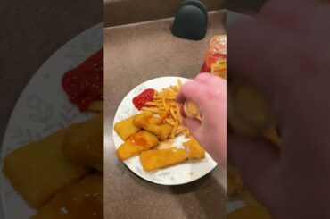 Why British Red Hot Sauce is a Must-Try with Fish and Chips #vlogmas