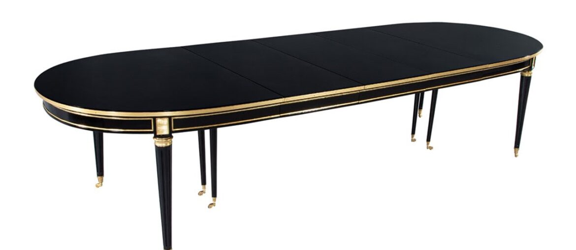 DS-5228 French 1940’s Maison Jansen Dining Table in Polished Black with Brass Detailing DS-5228 French 1940’s Maison Jansen Dining Table in Polished Black with Brass Detailing